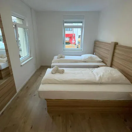 Apartment Timeless: Grosse Moderne 4 Ludwigsburg
